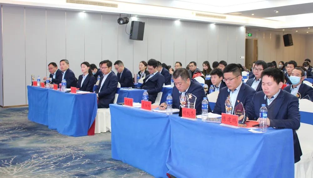 拓路前行，，，，，，共创未来丨2021年总结表扬暨2022发动大会 - 公司要闻 - 湖南万达项目治理有限公司【官网】