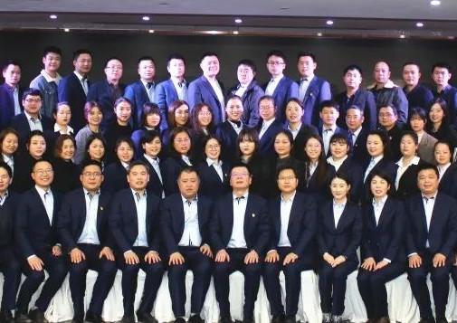 我司党支部组织集中寓目党的二十大开幕盛况！ - 党群运动 - 湖南万达项目治理有限公司【官网】